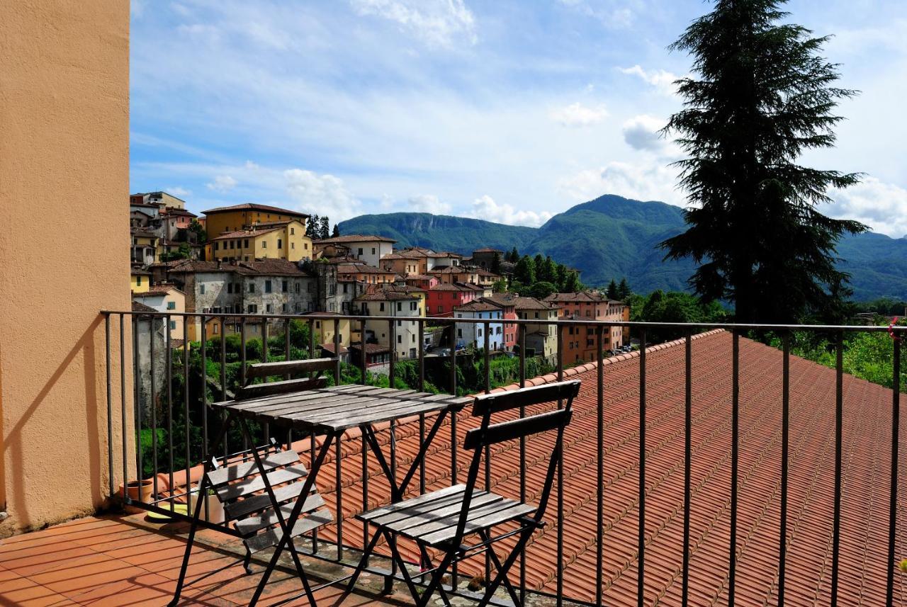 Villa Gherardi - B&B E Hostel Barga Exterior photo